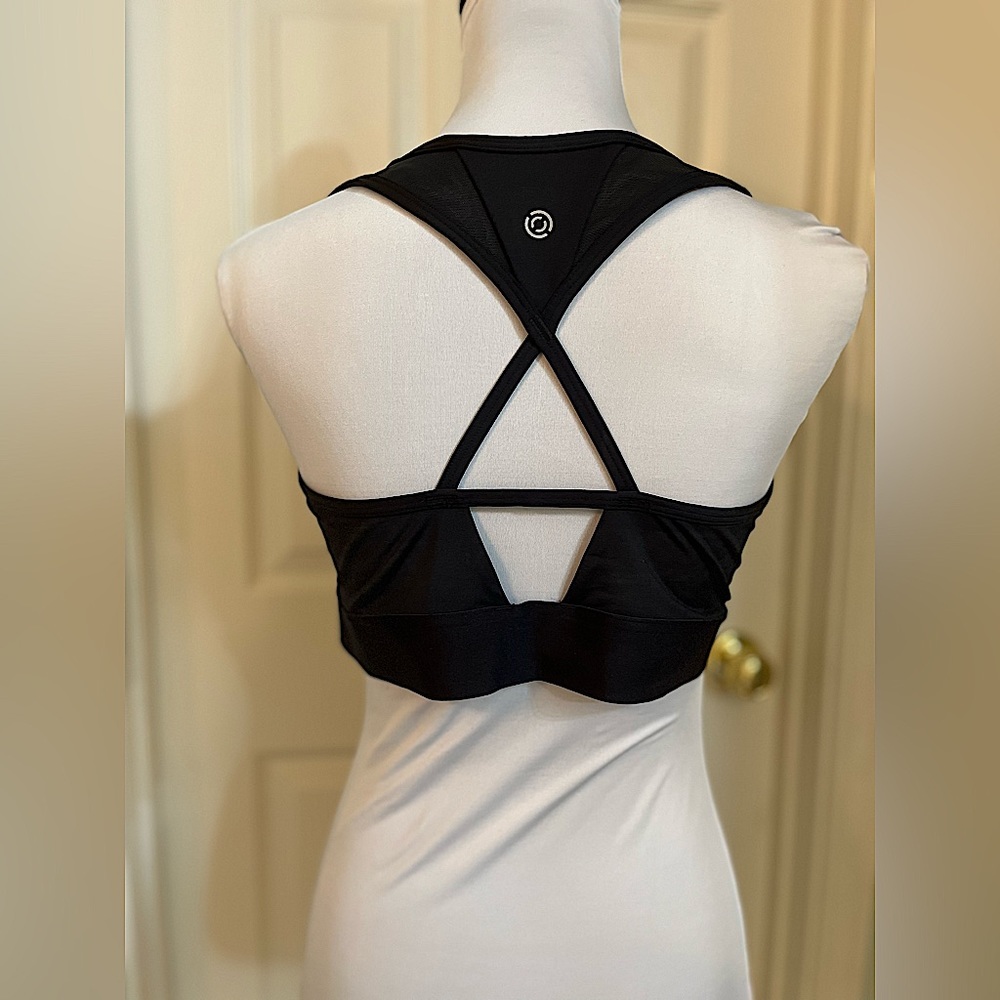 Core 10 2x black sports Bra